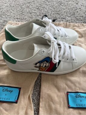 Gucci White Leather Sneakers with Donald Duck Patch and Green Heel Tab